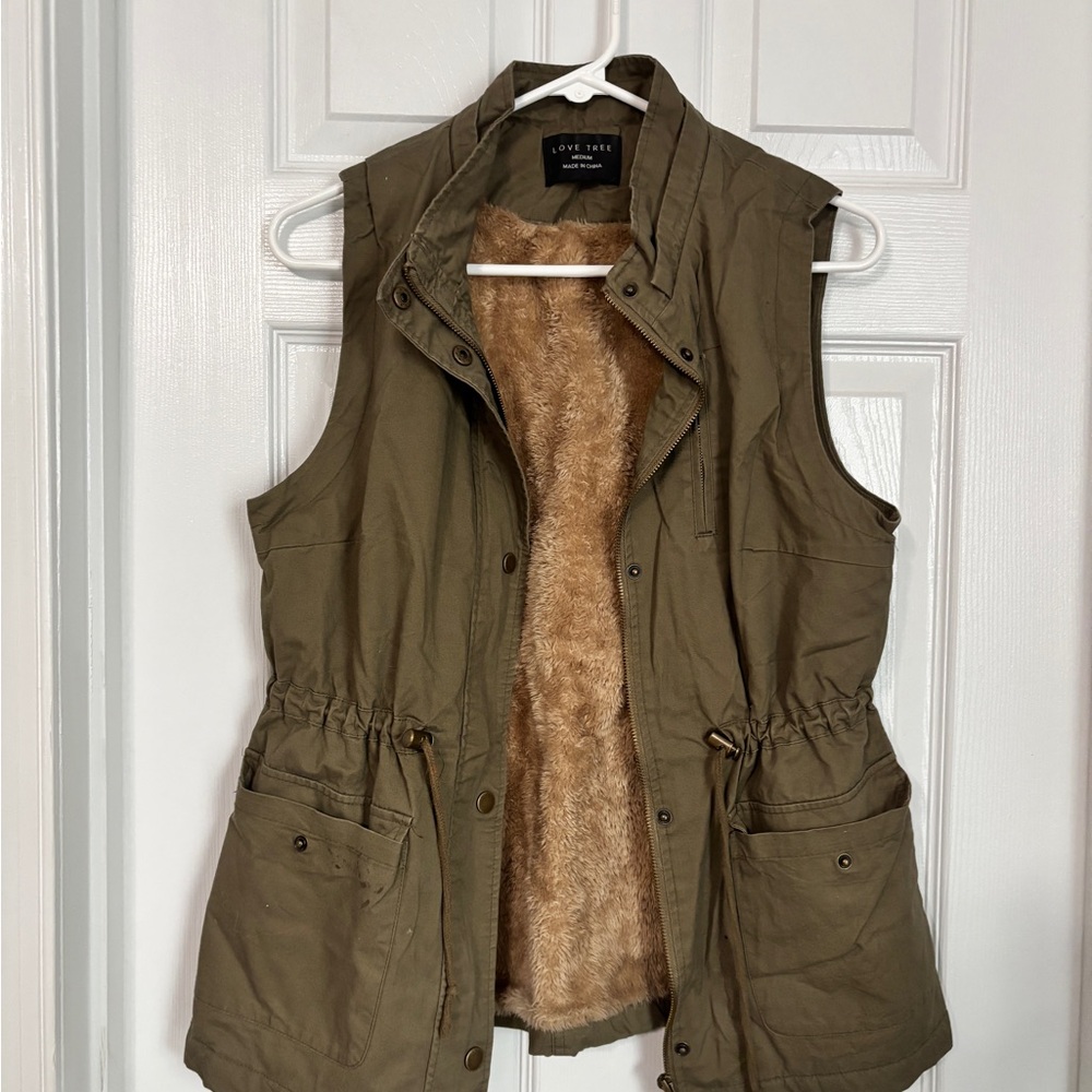 Love Tree Khaki Vest with Faux Fur Interior